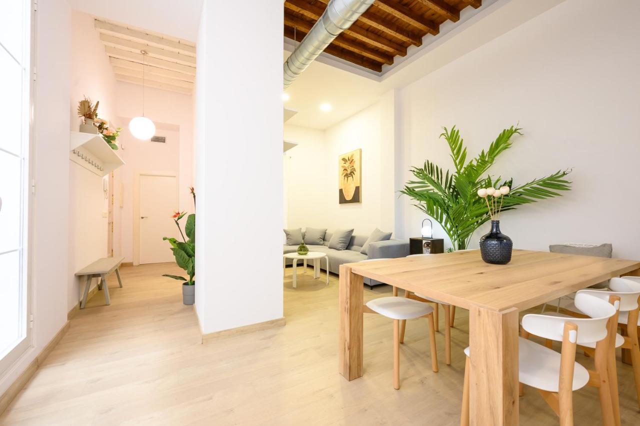 Modern 3 Bedroom, City Center With Patio & High Ceilings By 10Tosea Málaga Exterior foto