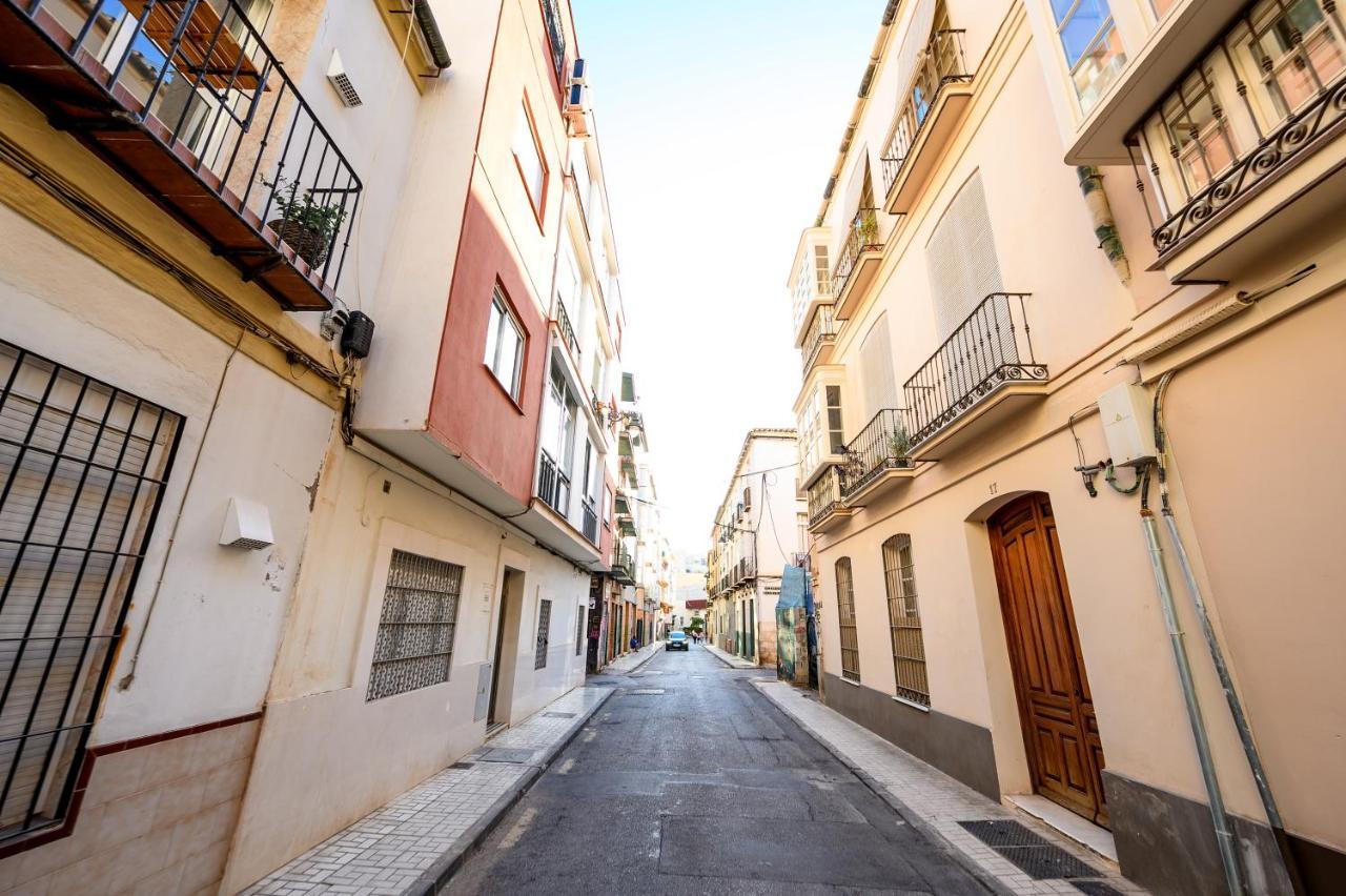 Modern 3 Bedroom, City Center With Patio & High Ceilings By 10Tosea Málaga Exterior foto