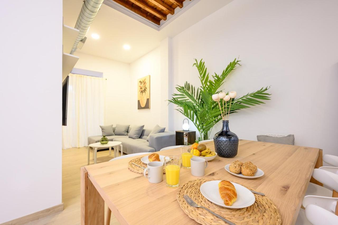 Modern 3 Bedroom, City Center With Patio & High Ceilings By 10Tosea Málaga Exterior foto